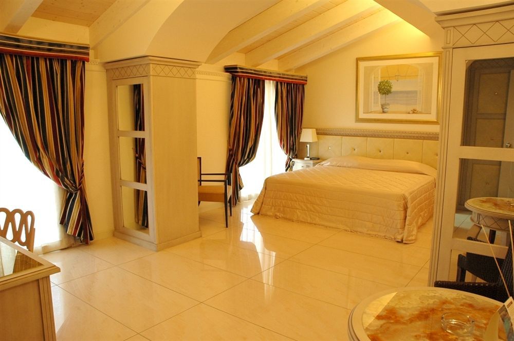 Palace Hotel